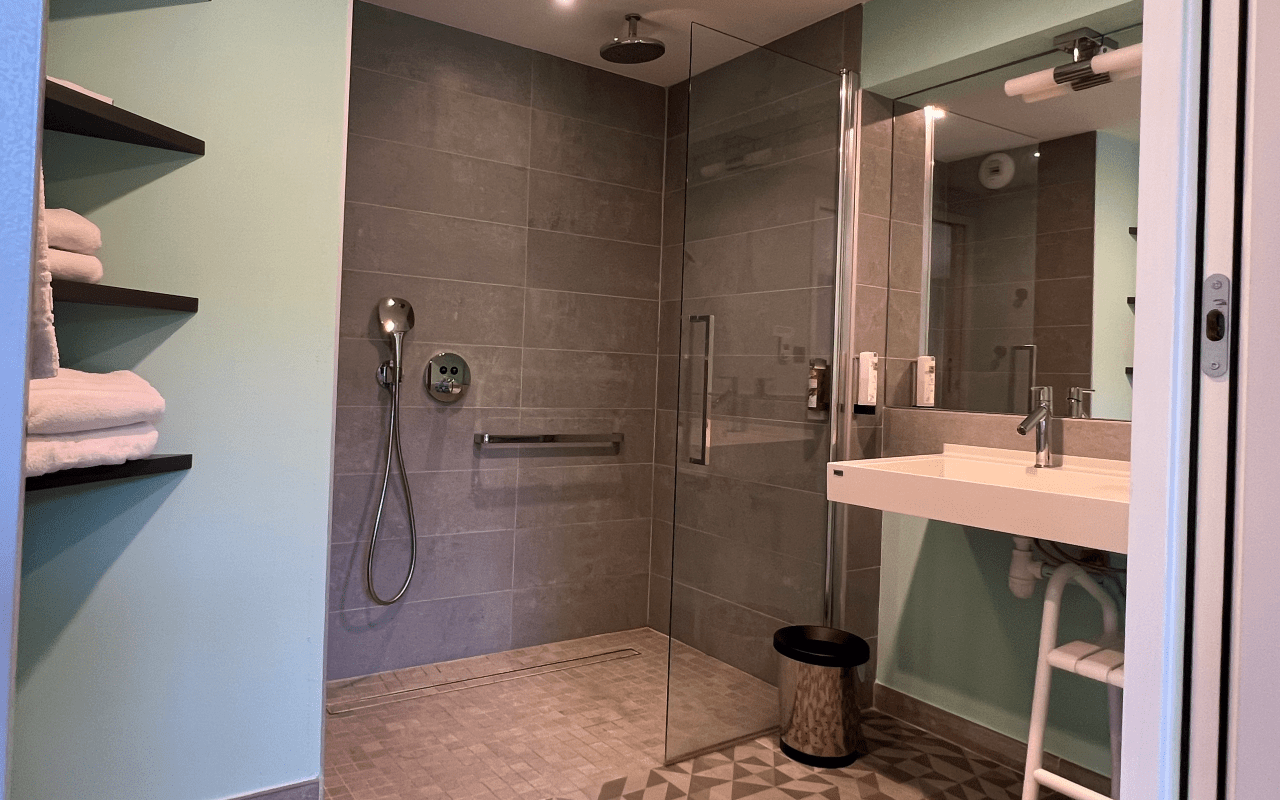 Chambre Accessible - Photo 3